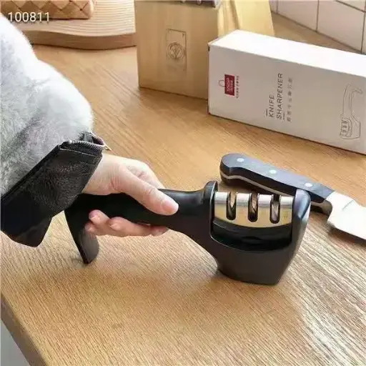 Knife sharpener